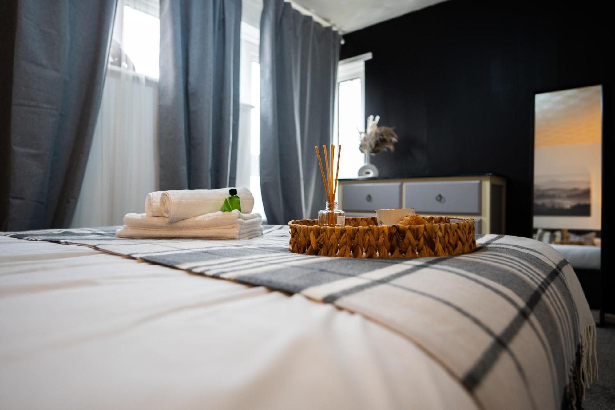 Arena Apartment With Balcony برمنغهام المظهر الخارجي الصورة